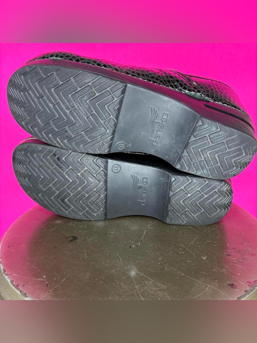 Dansko Professional Patent Gray Leather Mosaic Design Clog EU 41 - Picture 6 of 7